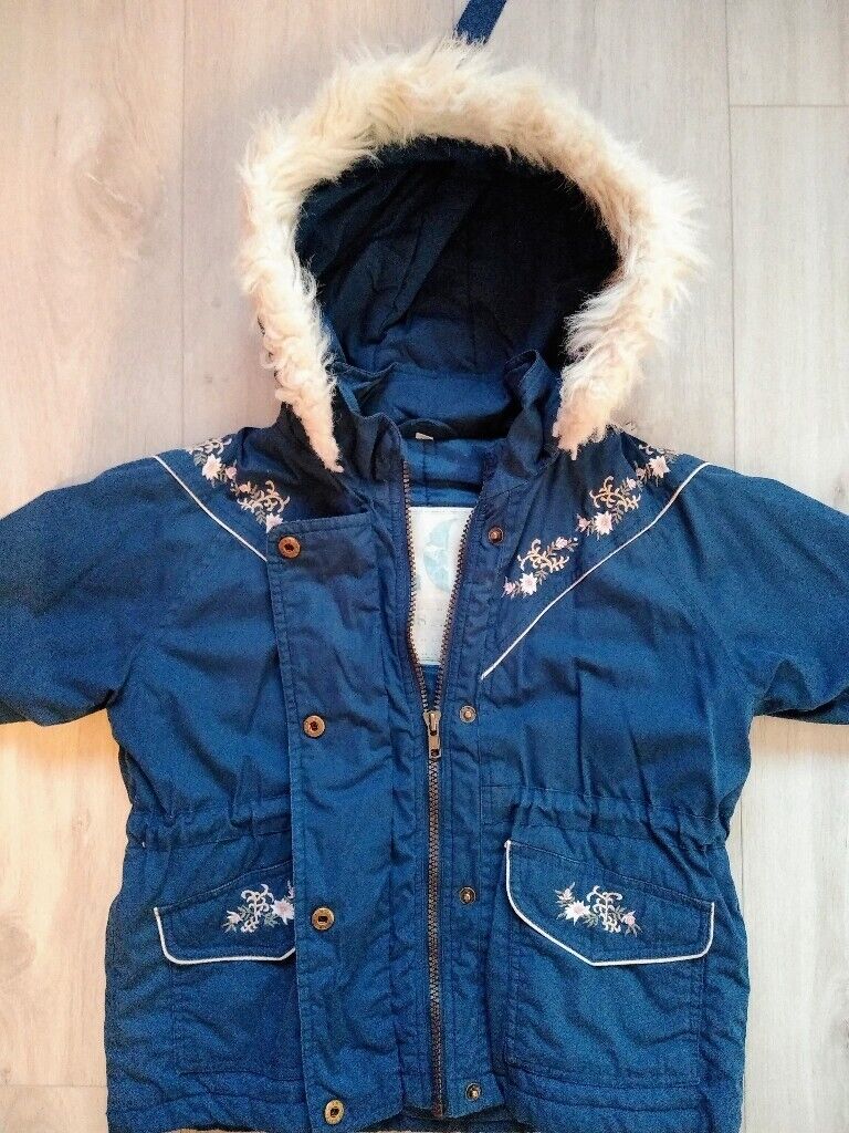Jacket/ short coat, warm & pretty. Toddler 92 cm (avg. 2 yrs.) Value!