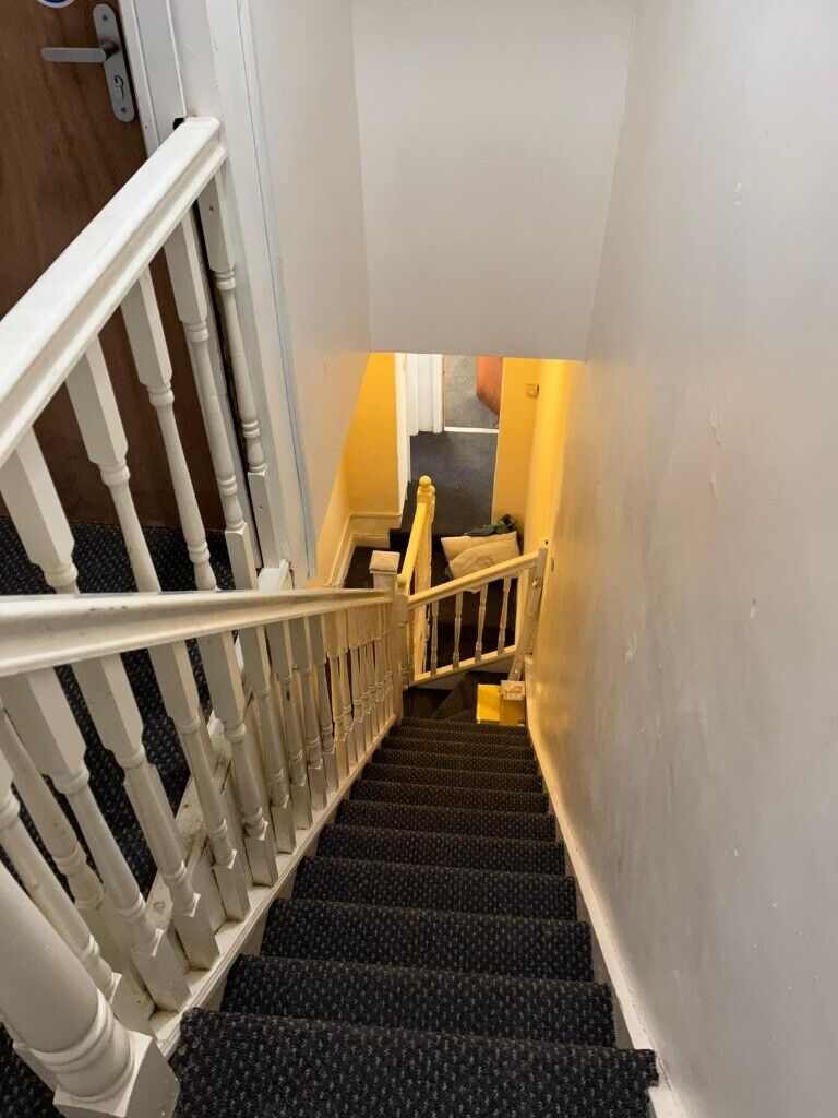 DSS ACCOMMODATION- HANDSWORTH- BIRMINGHAM