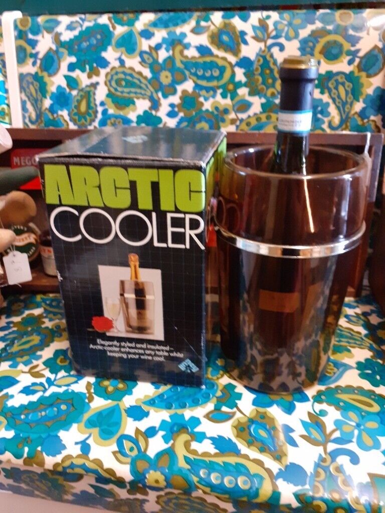 Vintage 1970s Arctic Cooler Ice Bucket with original box (although original box does have damage).