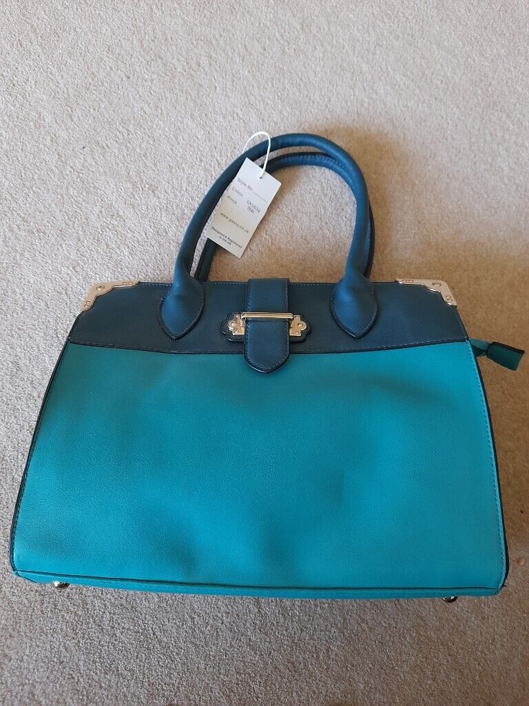 image for New Hand/shoulder bag