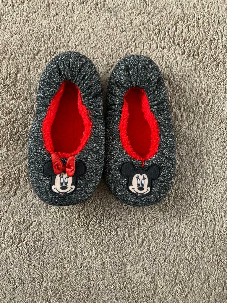 Minnie Mouse house slippers
