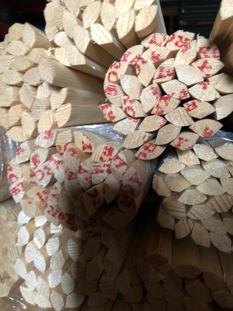 New timber 18 mm pine quadrant 2.4 metres long 