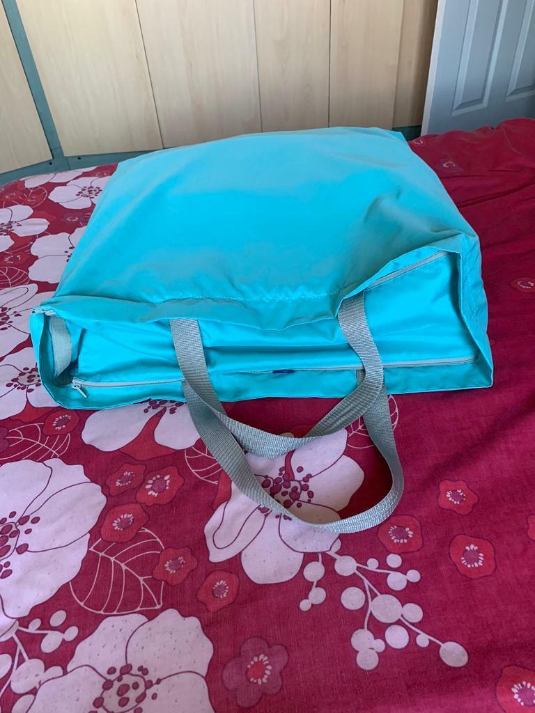 Chicco lullago travel crib  