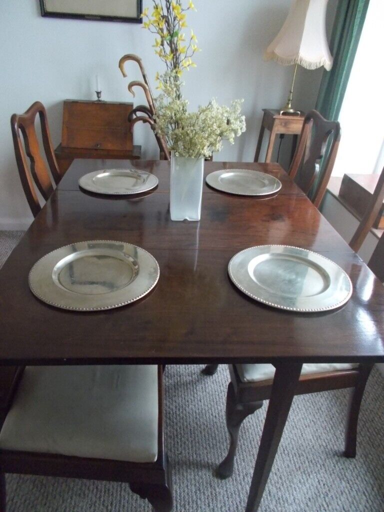 Georgian 1762 Cuban Mahogany Drop Leaf Table
