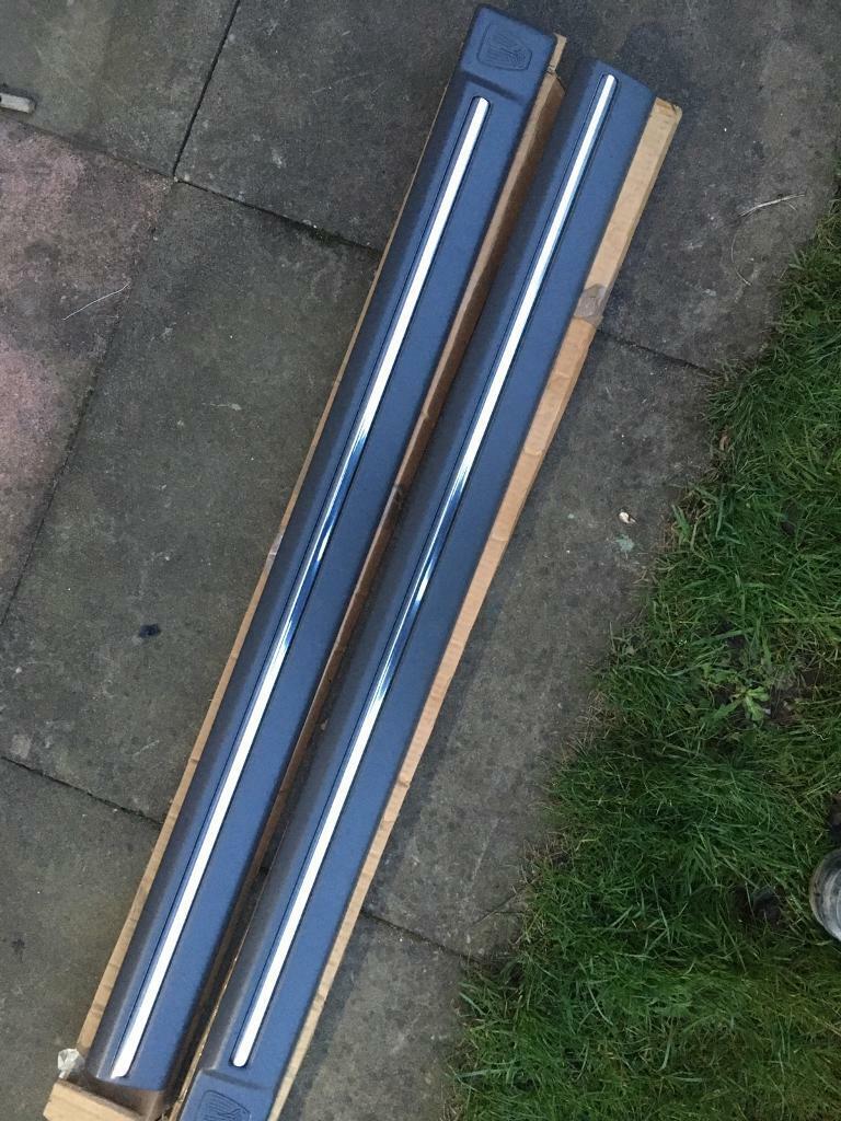 NEW Rover 200 400 5 door rubbing strips drivers and passenger side trim