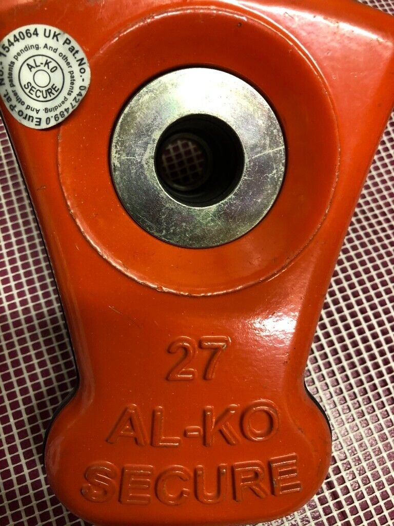 ALKO WHEEL LOCK .(N0 27)