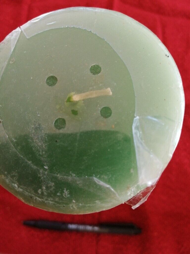 Outdoor tall candle green with citronella 