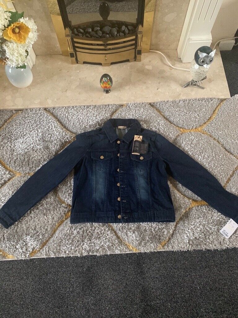 Women’s SCEE denim look jacket size 8 new with tags