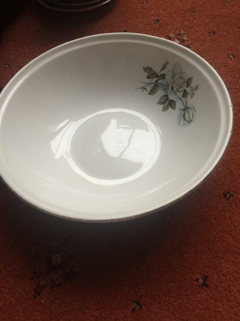 image for Small dish glo white Alfred Meakin England