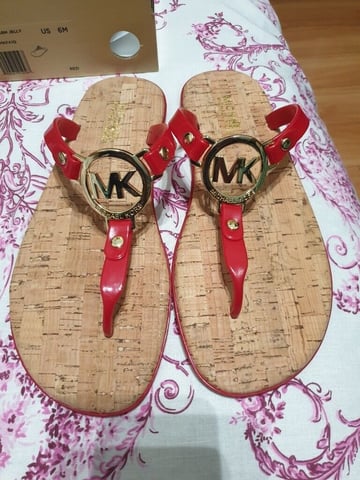 Slippers mk deals