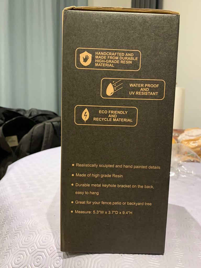 Raccoon Resin Tree Hugger Hanging Peeker Garden Ornament Branch Animal 