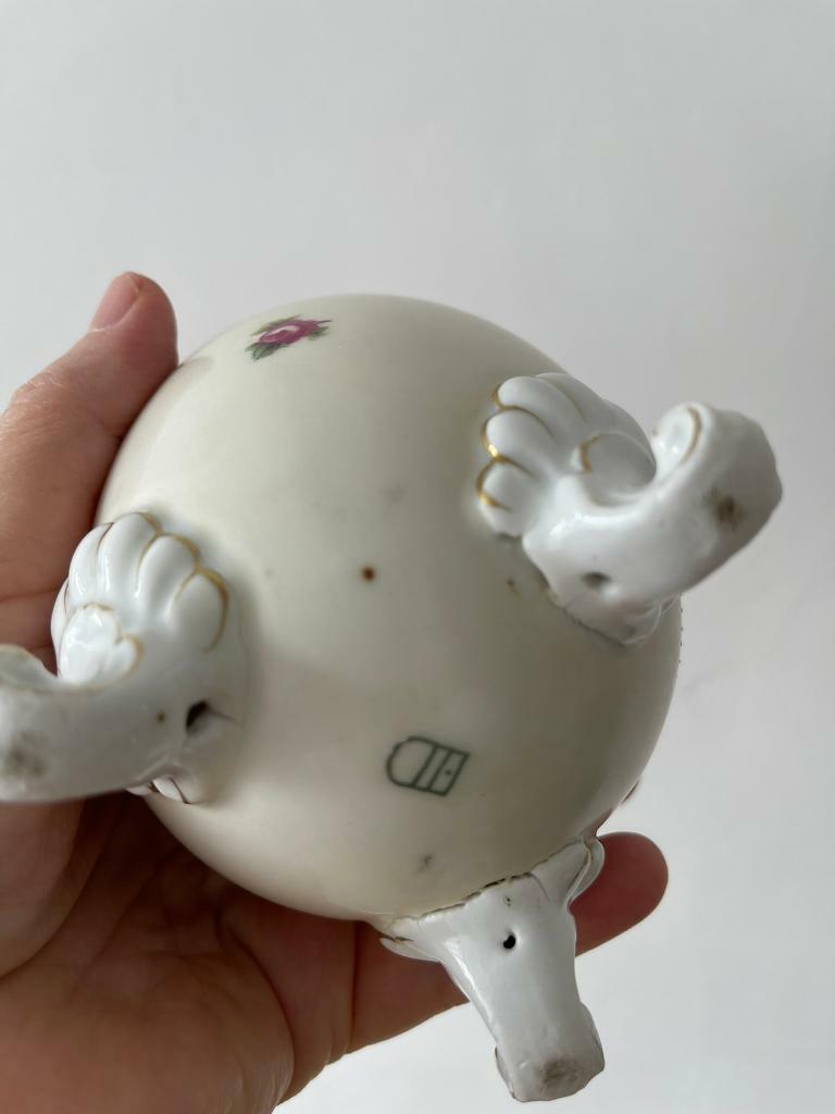 Egg shaped vase