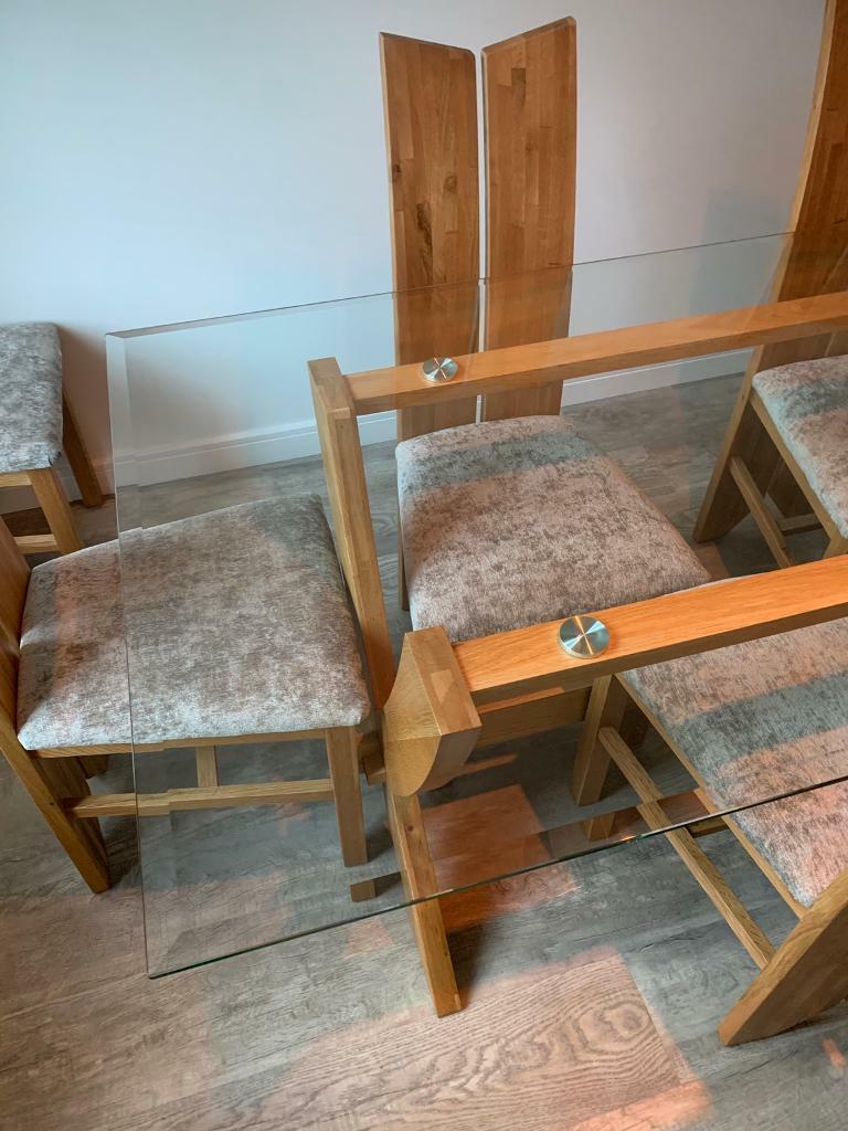Dining Table & Chairs
