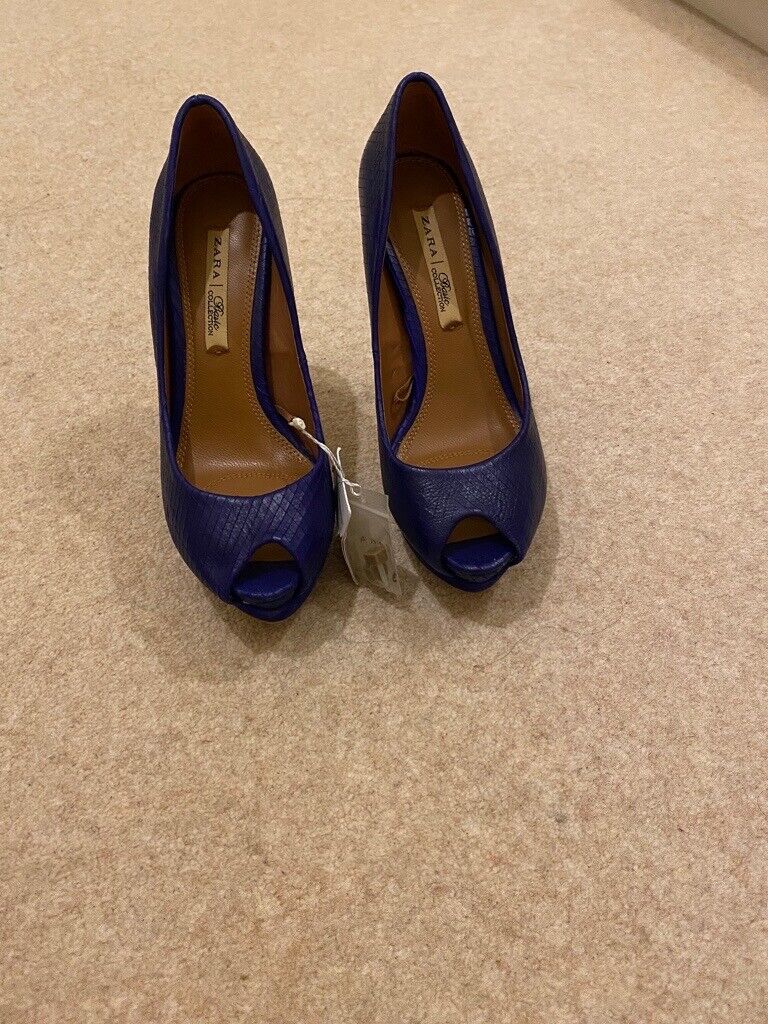 image for Zara peep toe platform heels