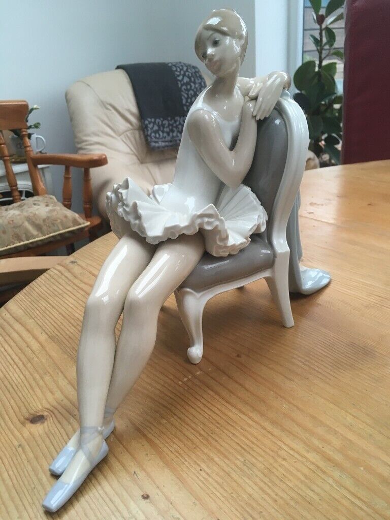 Lladro medium size Ballerina relaxing on a chair*****reduced*****