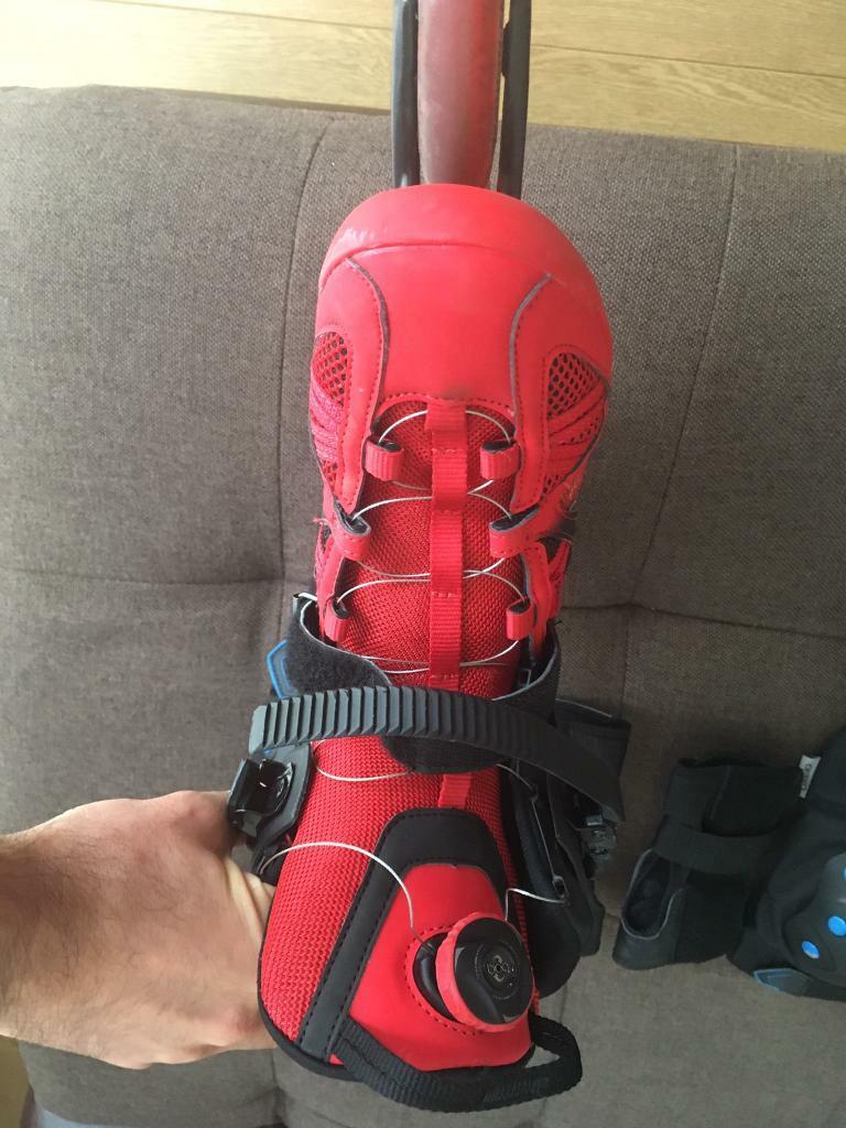Inline Skates / Roller blades  