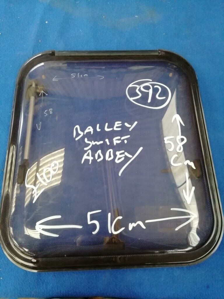 Bailey, Swift, abbey Caravan window