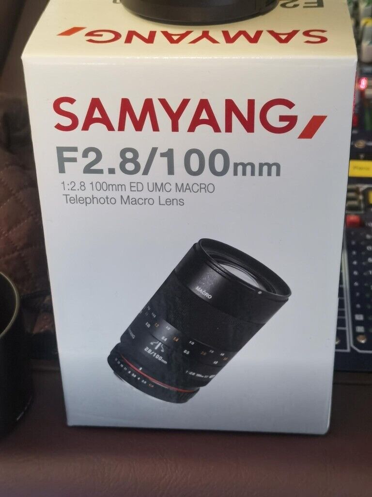 Samyang / Rokinon 100mm Macro lens in original Box. Fuji Mount 