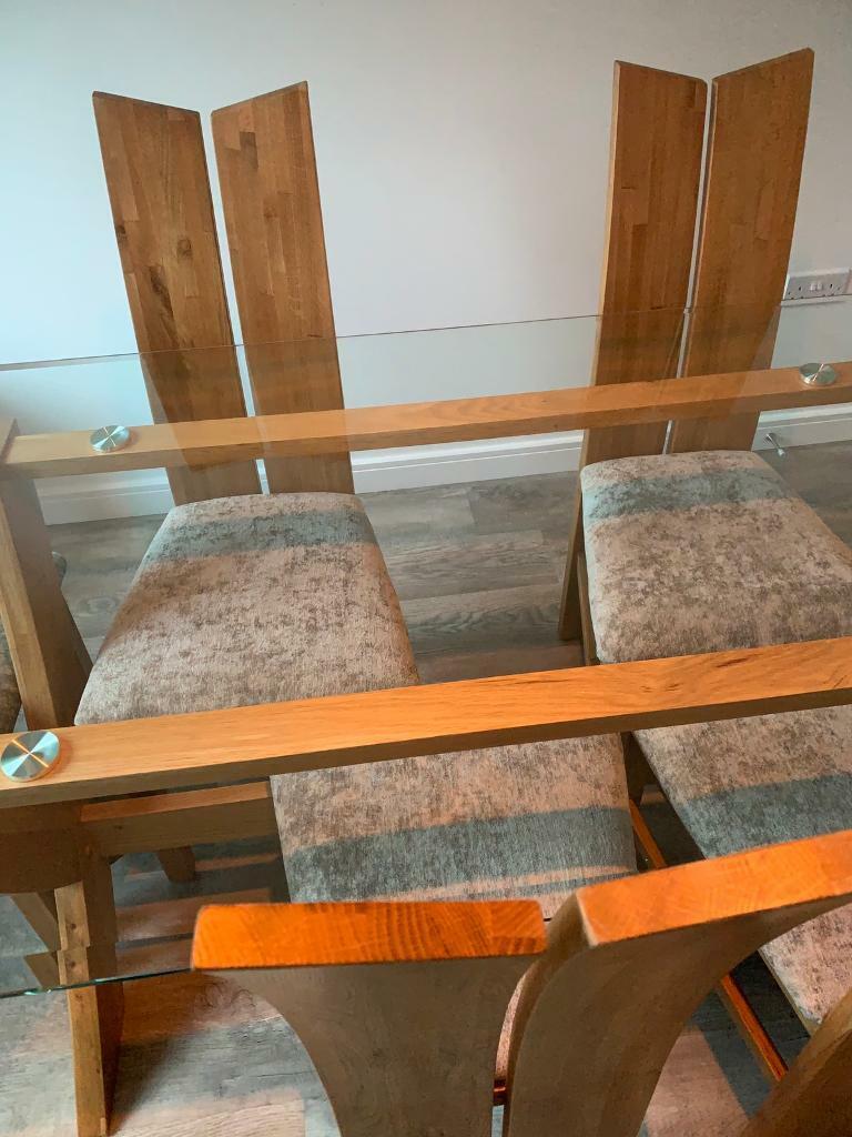 Dining Table & Chairs