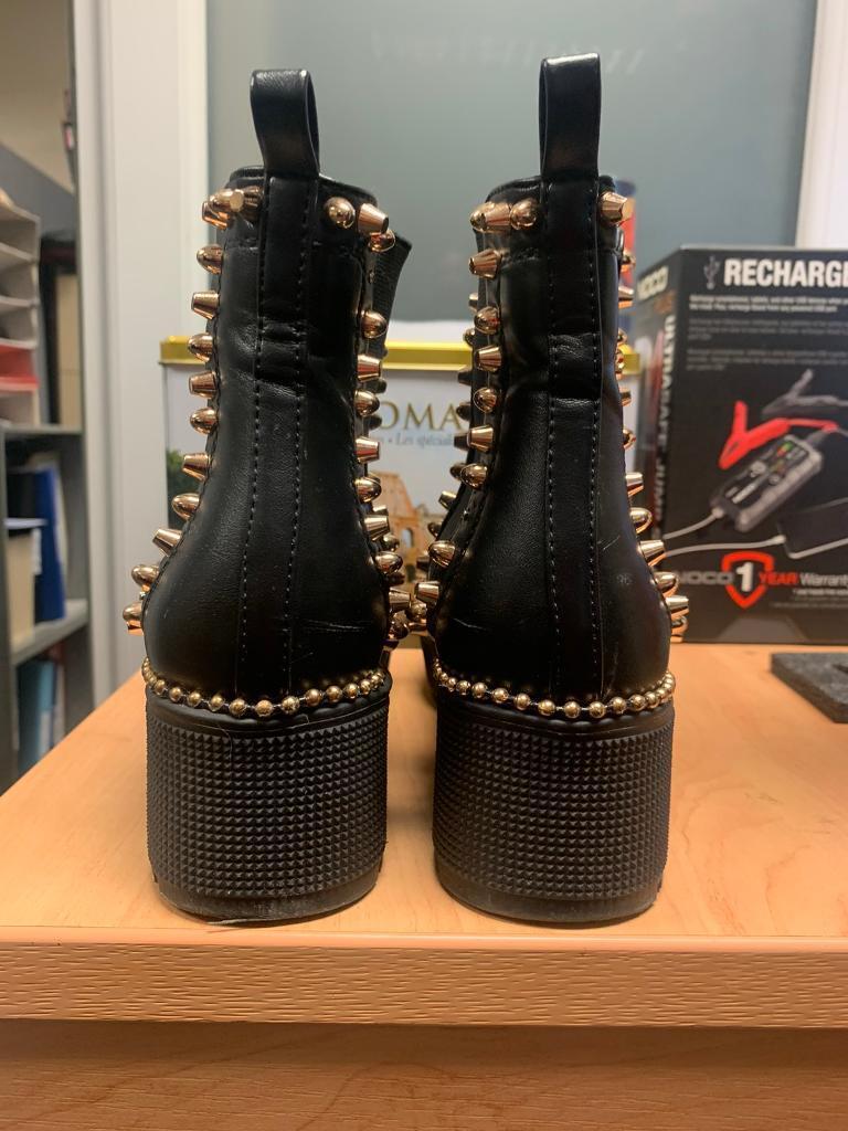 Black boots with metal studding size 4