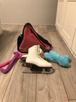 Ice skates size 1 with accessories 