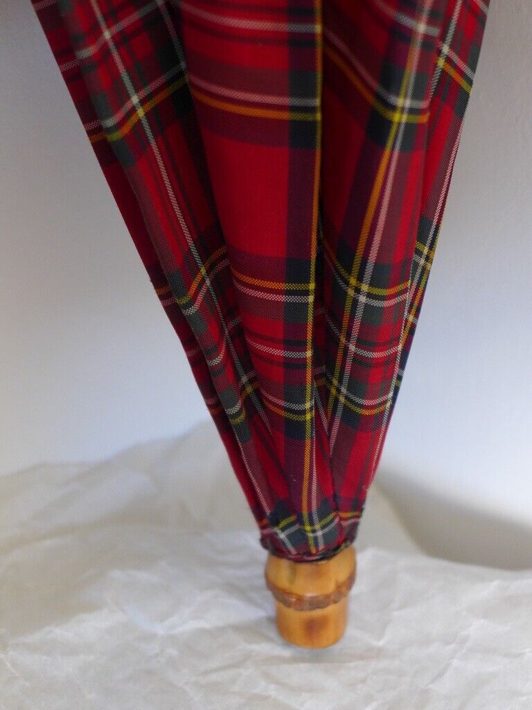 Lady’s Scottish ROYAL STEWART Tartan Umbrella. VINTAGE.