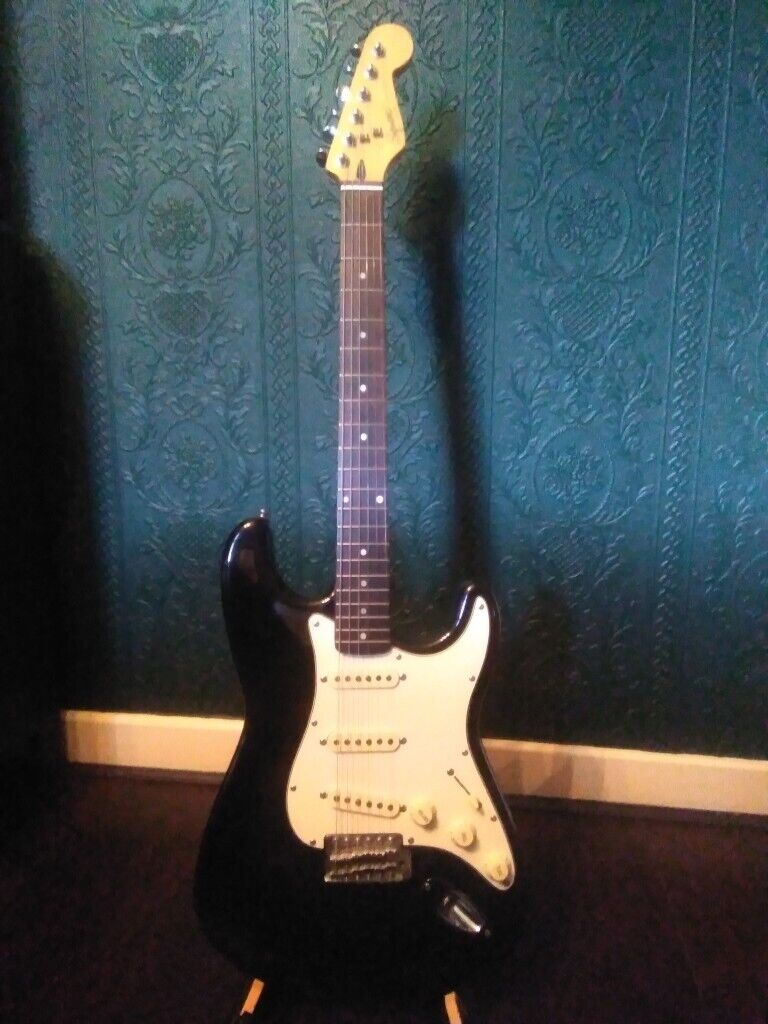 Fender squier stratocaster korean gold label 90's guitar