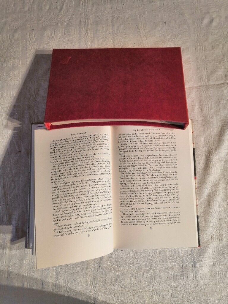 image for 1986, Collectible, Rare, Ernest Hemingway - Short Stories, Cloth Bound Hardback