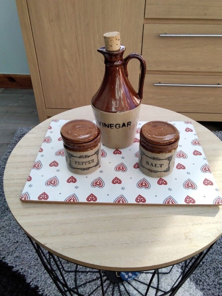 Stoneware set