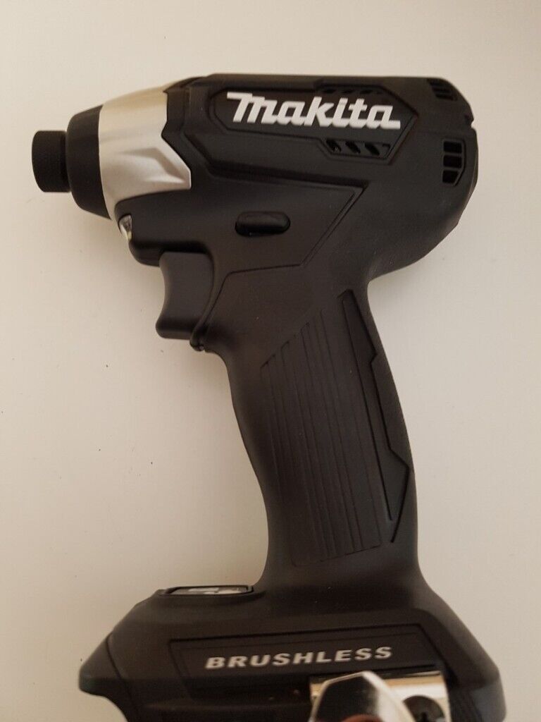 Makita XDT15ZB Sub-Compact Brushless 18V Impact Driver LXT Black only 2021 Limited New