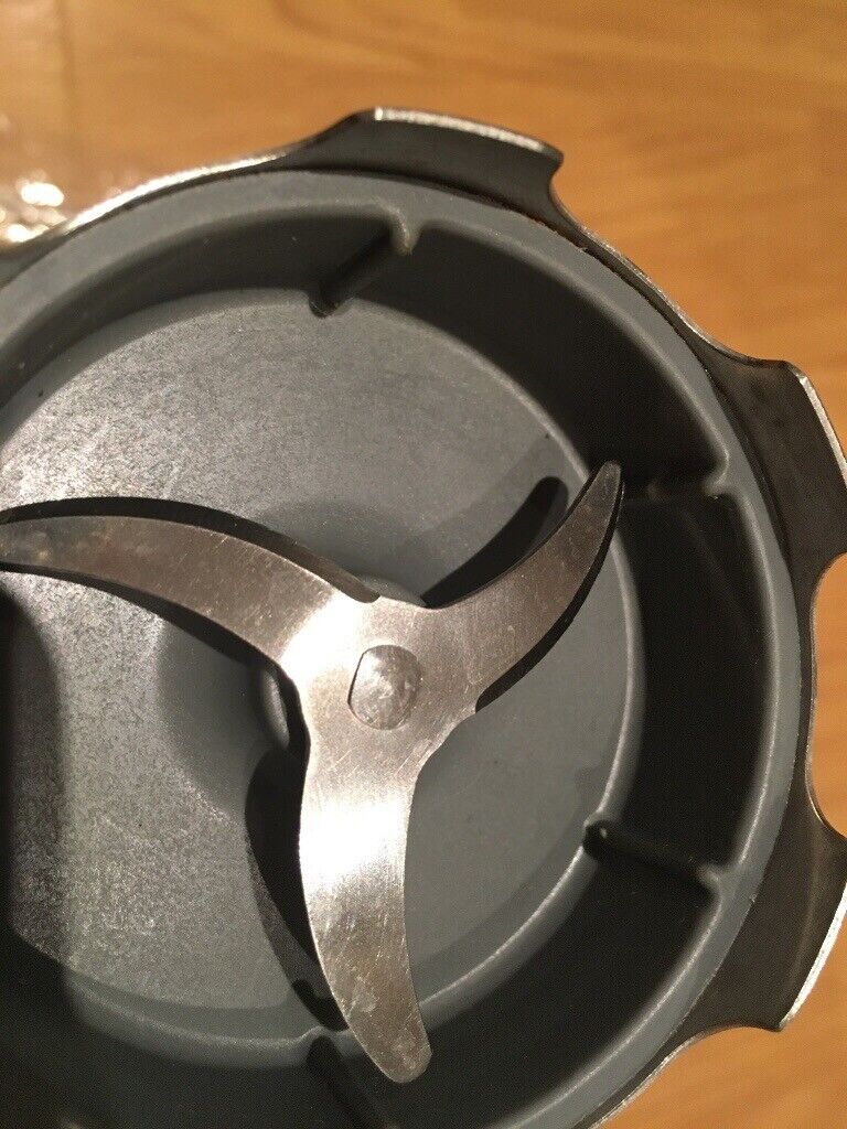 Kenwood HB724 triblade, used