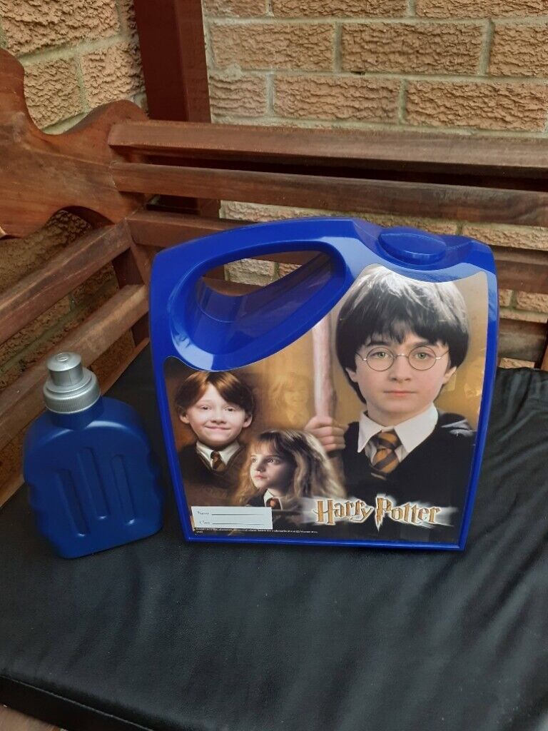 New vintage Harry Potter Lunch Box with Bottle