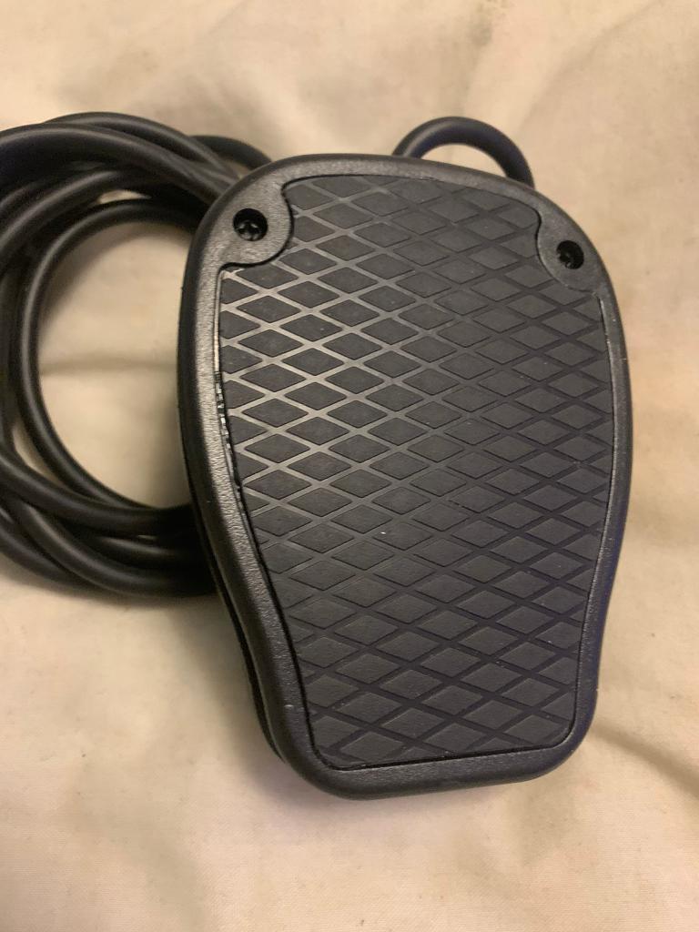 Keyboard foot pedal as new