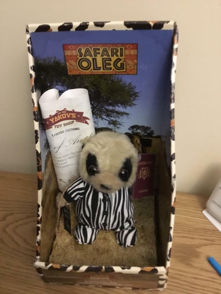 2 MEERCATS ( SELLING SEPARATELY)