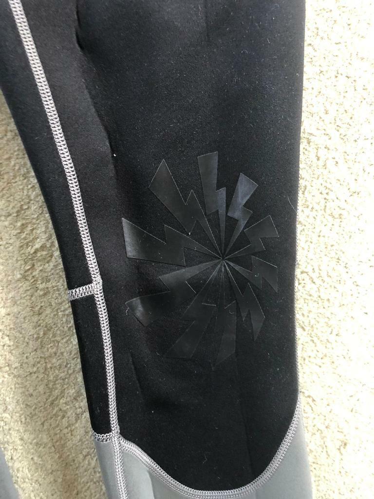 Vortex wetsuit size 38