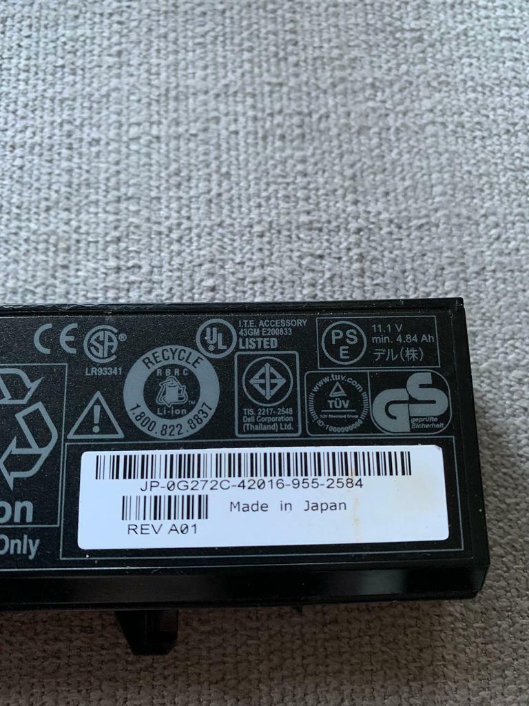 3 x Laptop Batteries/ Dell & Toshiba