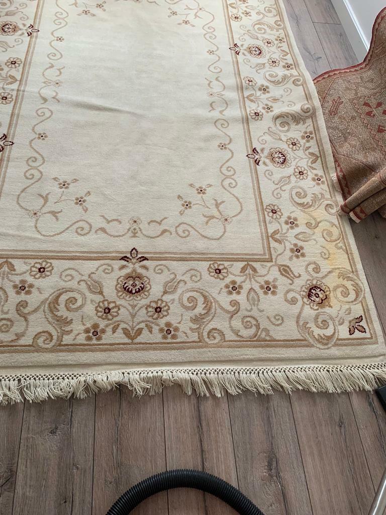 %100 wool handmade rug/carpet 