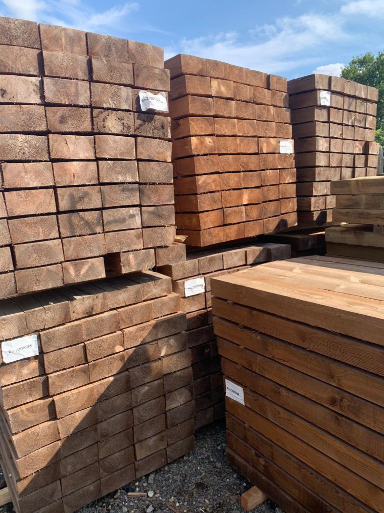 2.4m sleepers timber