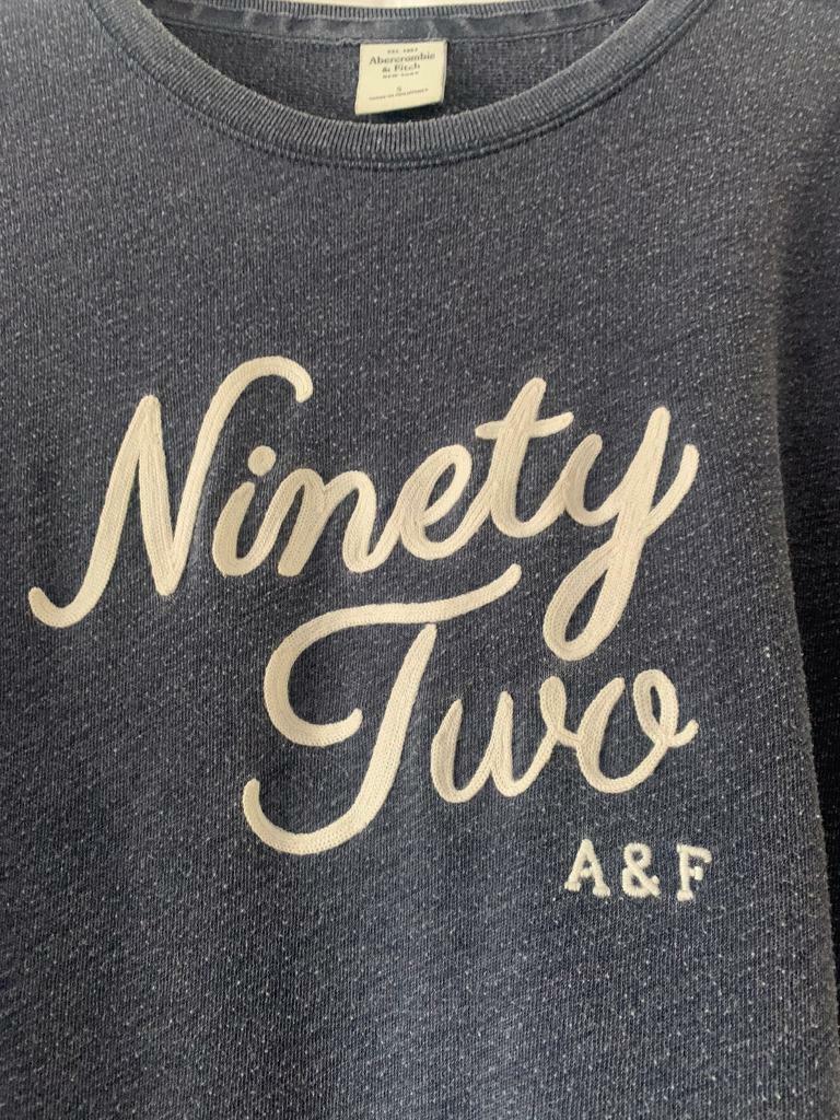 Ladies Abercrombie sweatshirt size S
