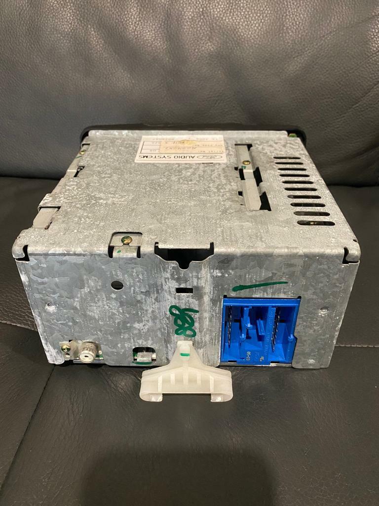 Ford head unit ( transit connect 2003 )