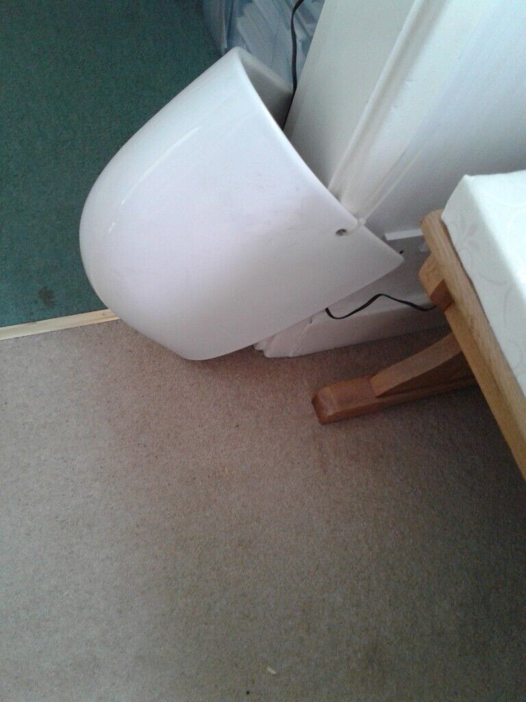 Bathroom sink semi pedestal - two available £15 each.  
