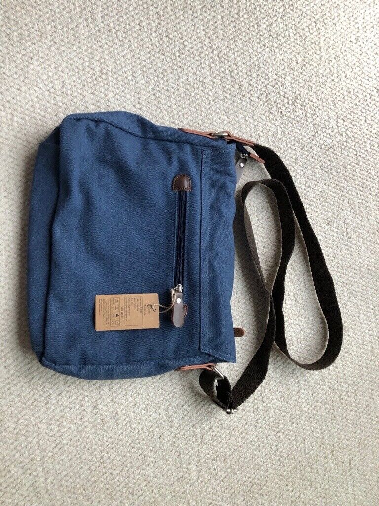 Reduced Chereeki Mens Blue Canvas Shoulder bag