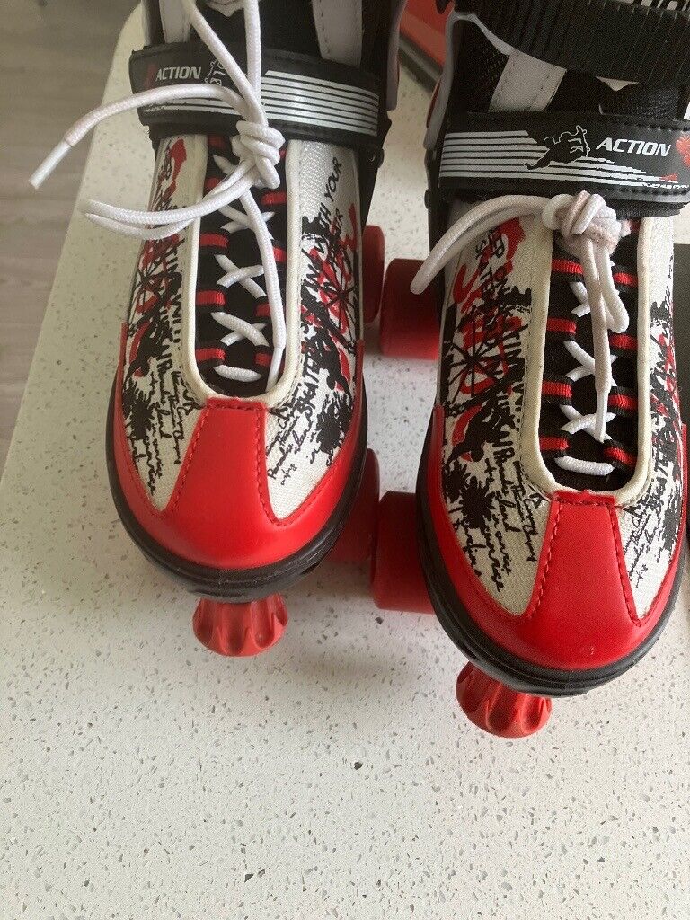 Roller boots in box