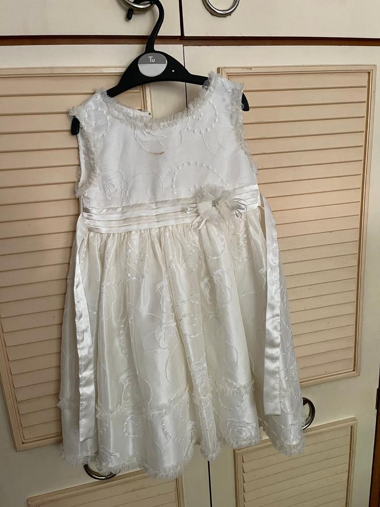 Girl dress
