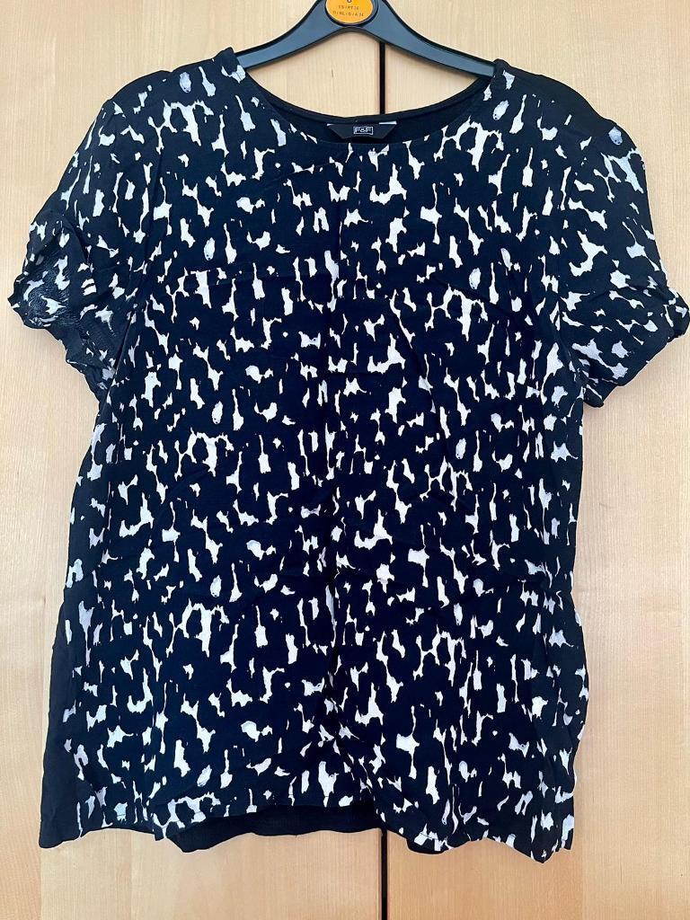 image for Black and white top 12 £1