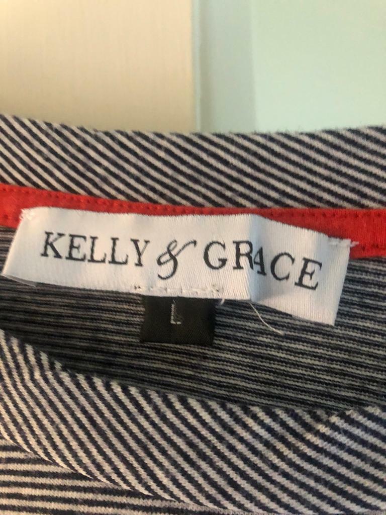 Top Size L approx 12