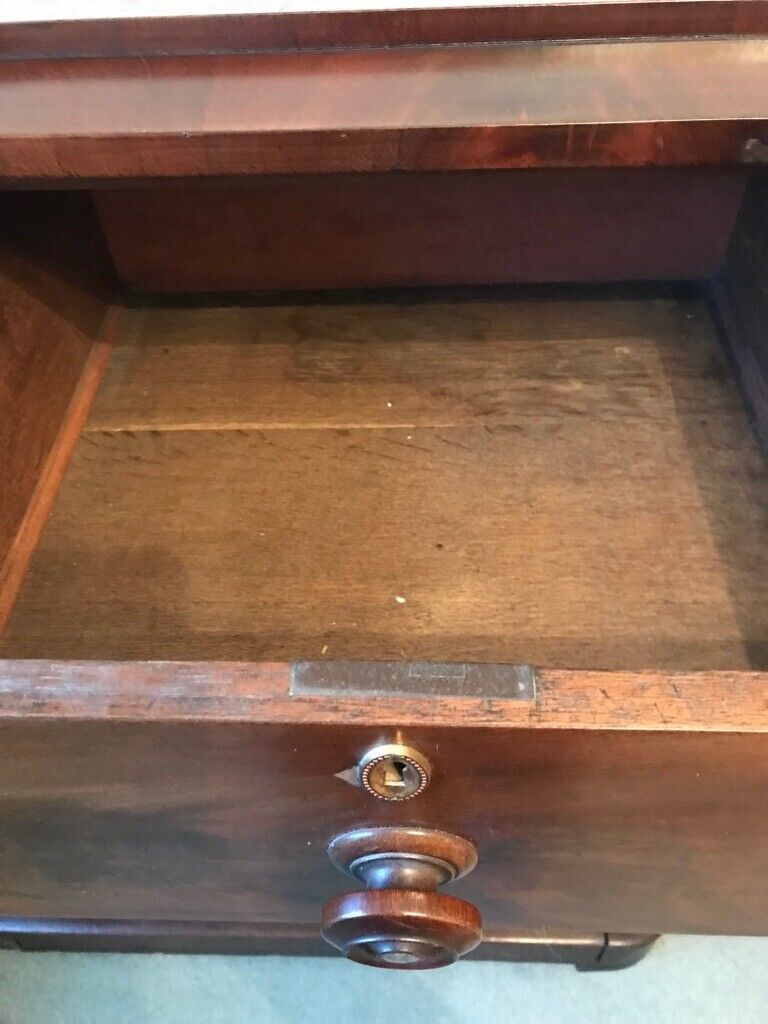 Antique Wooden Chest of Drawers