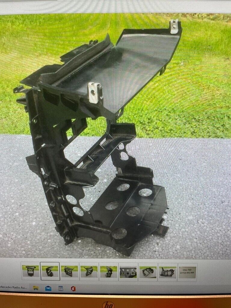 Mercedes ML 350 & GL Radio & Audio Support  Bracket Trim