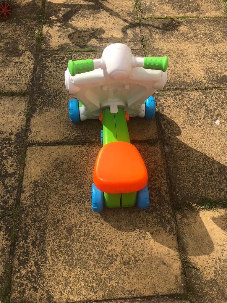 Children’s walker toy