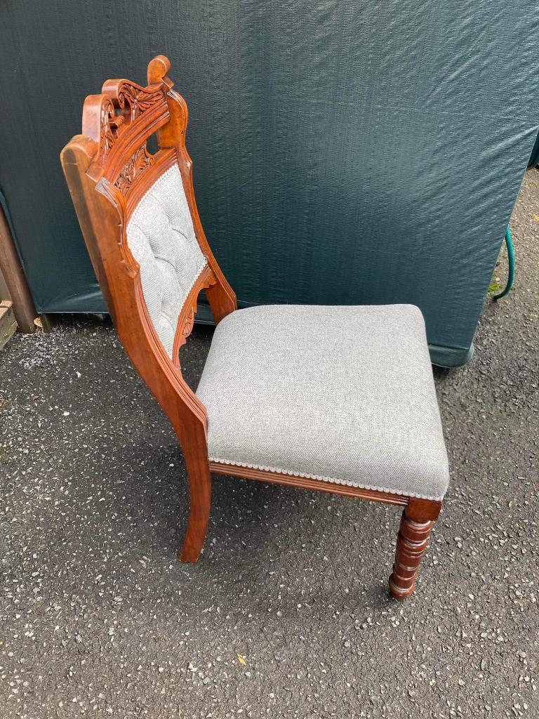 Antigue Chair